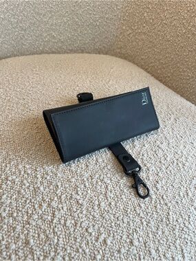 Dior Homme Dior Beauté Black Roll Up Travel Brush Holder Quiet Luxury